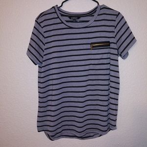 Striped t-shirt with gold zipper